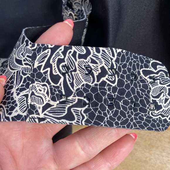 KNIX Lace Peony Revolution Wireless Bra - Picture 11 of 15